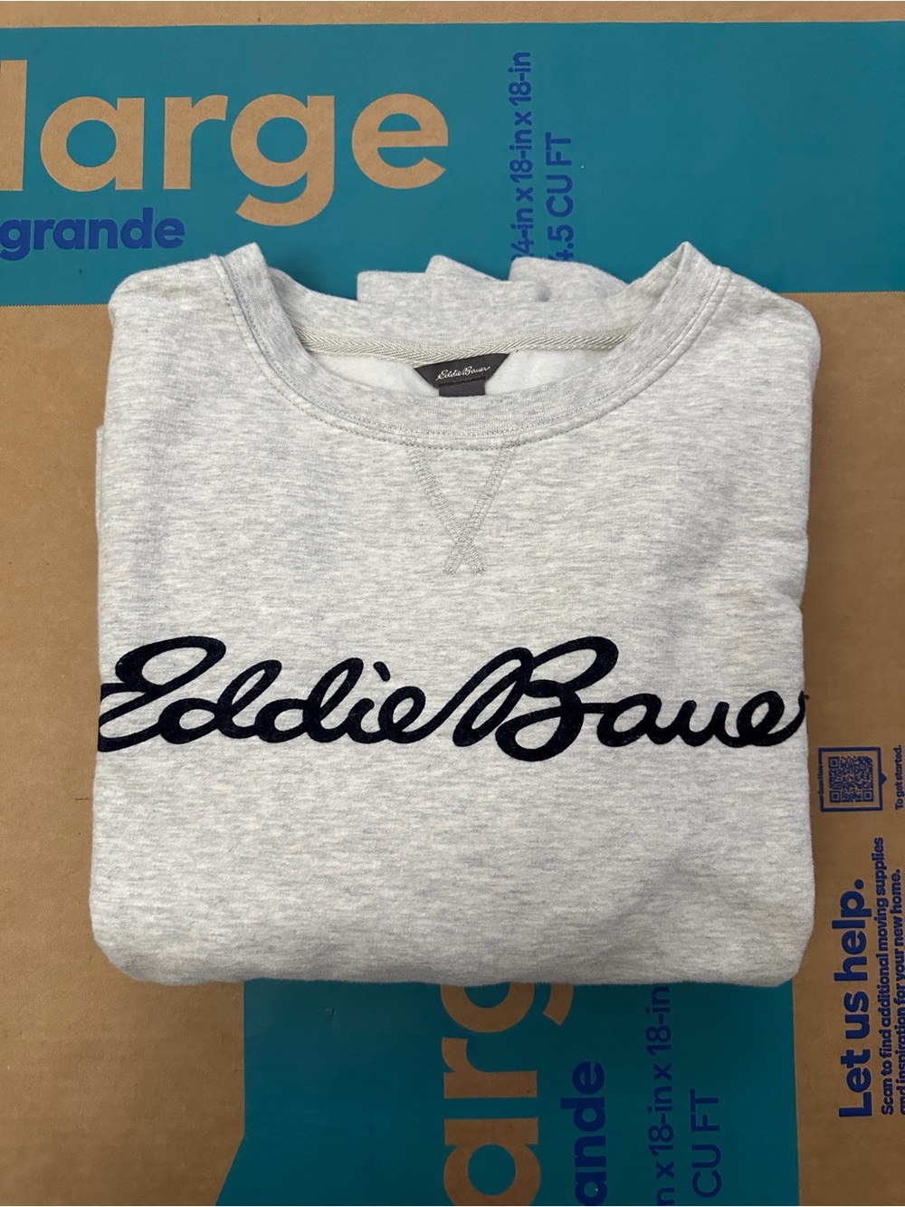 Eddie Bauer Women’s Light Gray Logo Crewneck Sweatshirt. Size Medium